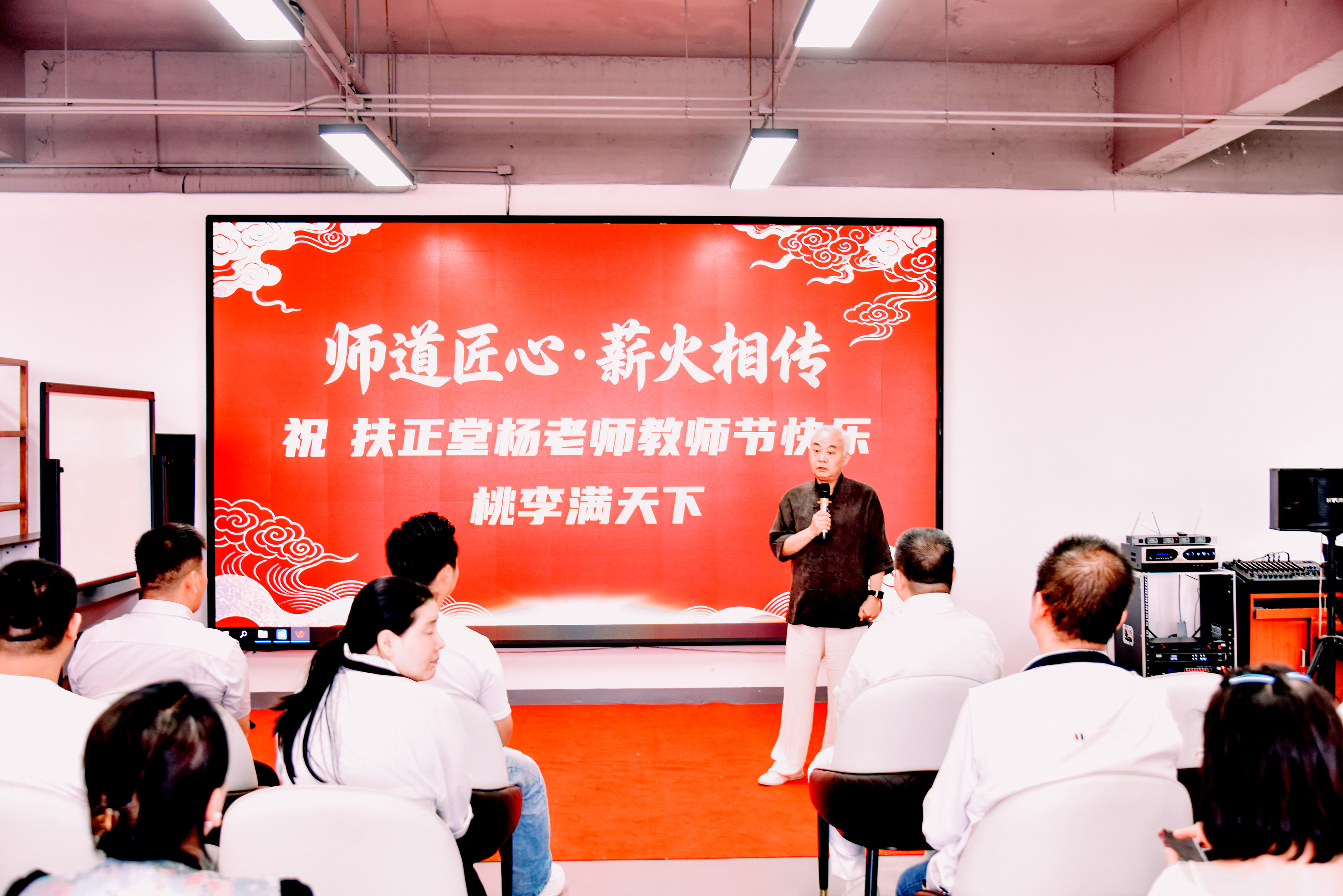 照片大图