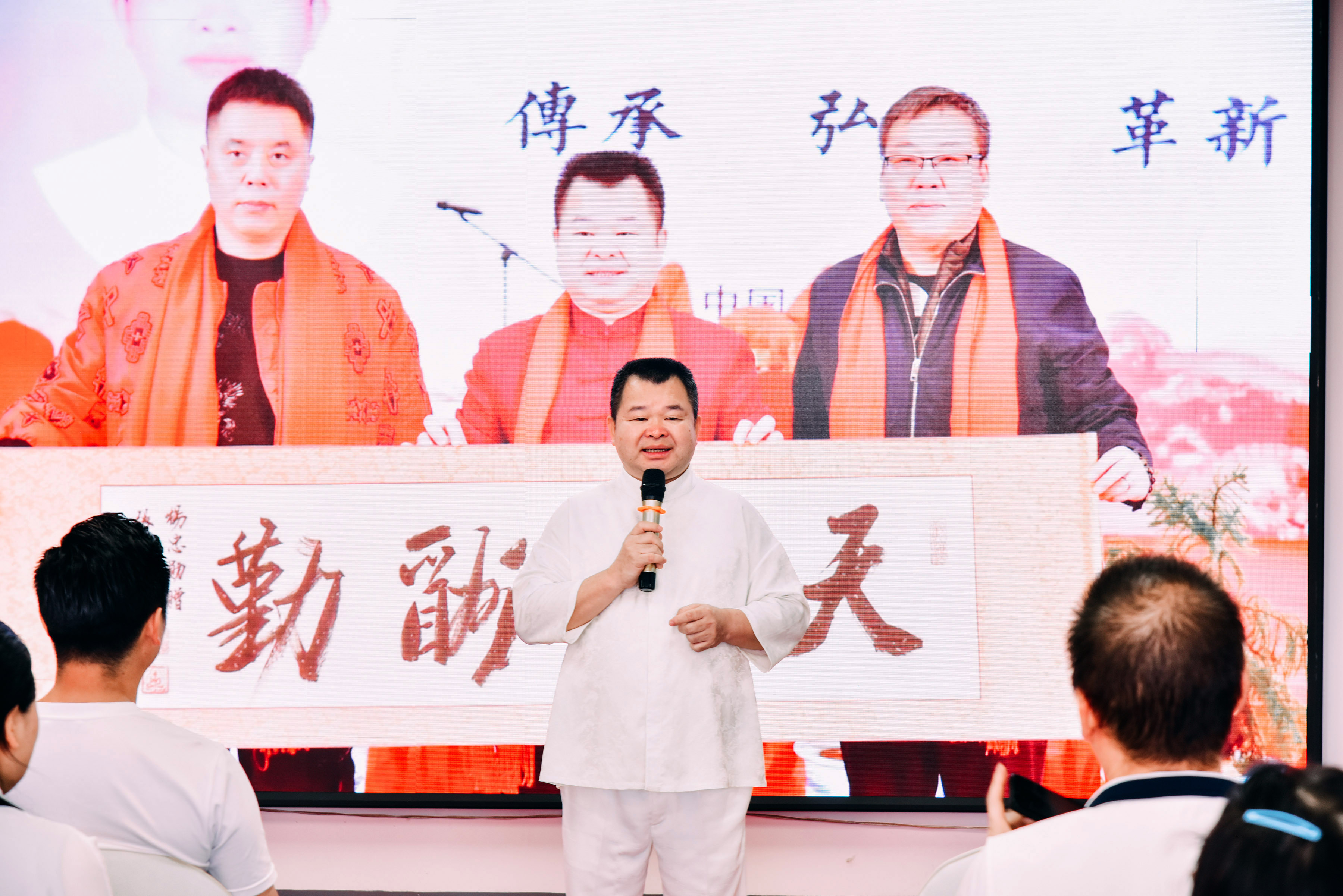 照片大图