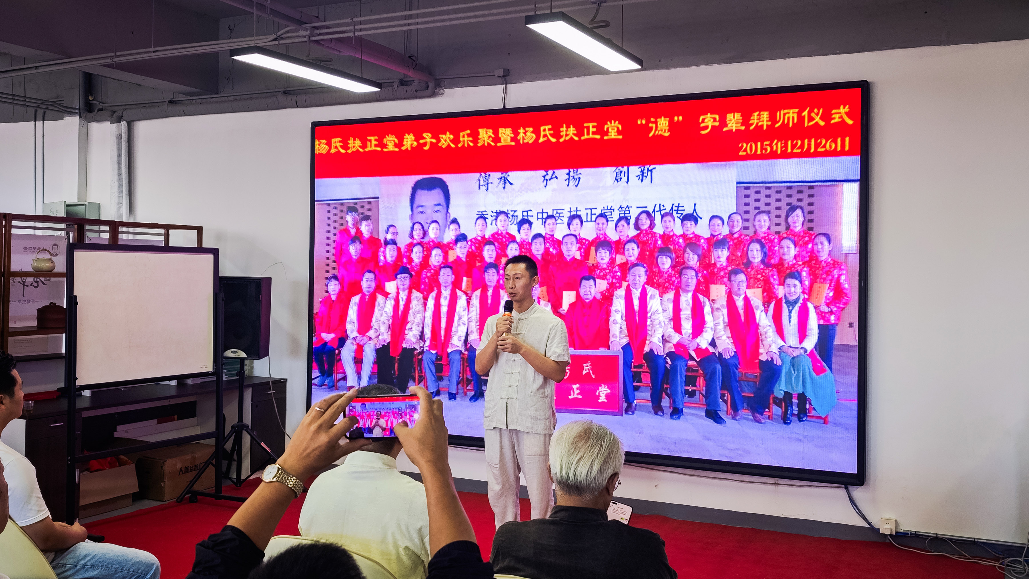 照片大图